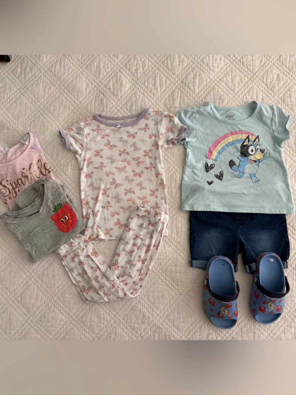 Bluey outfit with sandals girl 3T Denim Shorts and Too Set 6 pc sandals 8/9T